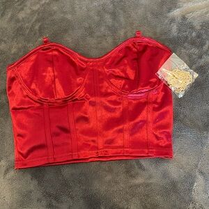 SHEIN Red Crop Top with Stretchy Moisture-Wicking Fabric